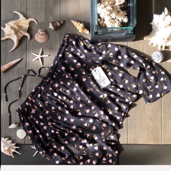 🌴🌼BILLABONG- LIGHT IT UP BLOUSE🌼🌴 - Picture 4 of 8